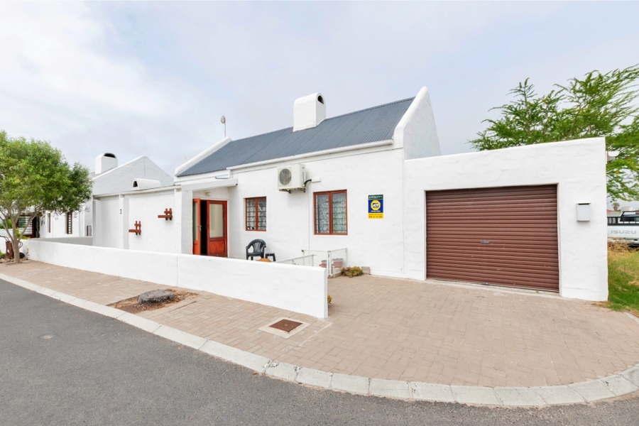 3 Bedroom Property for Sale in Laaiplek Western Cape